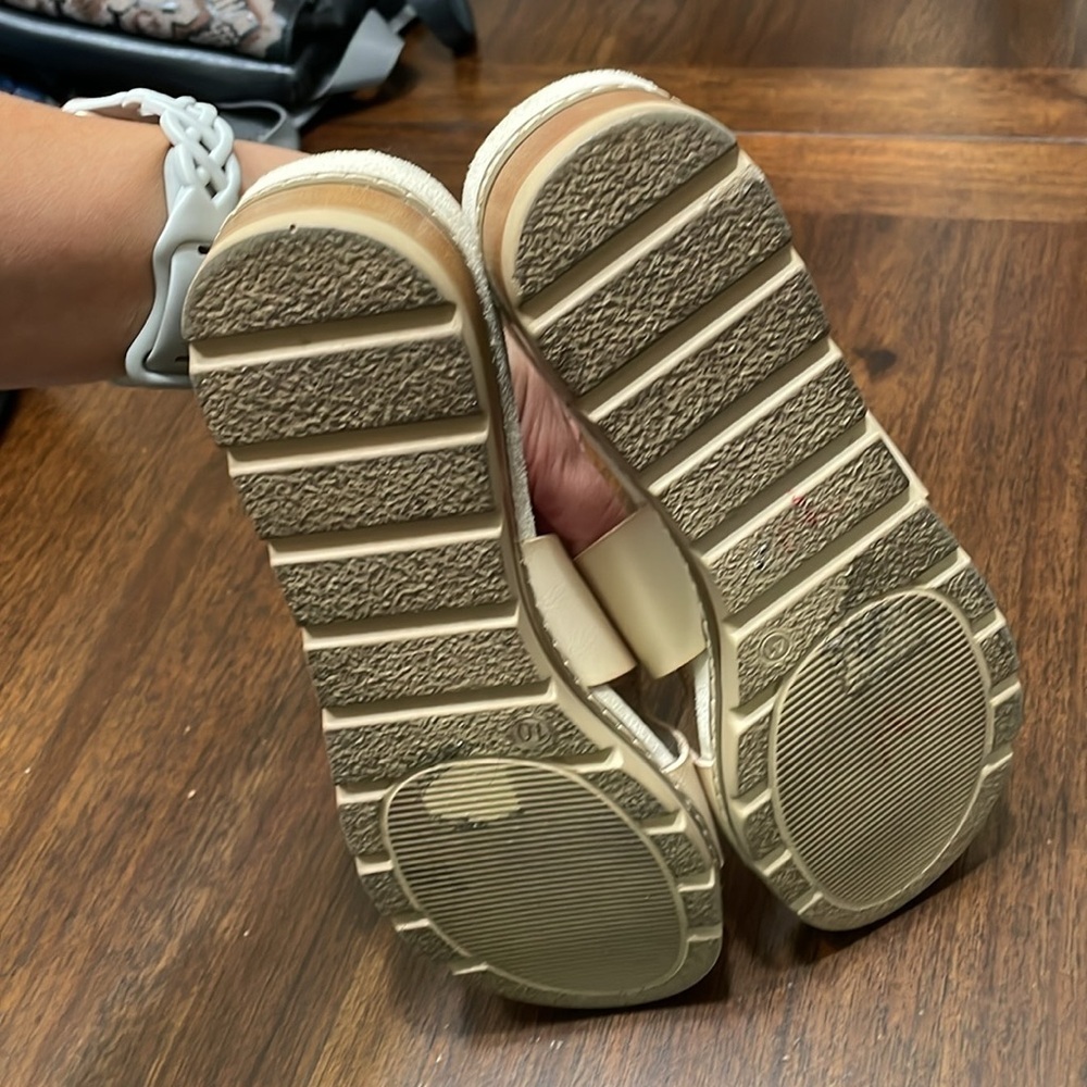 G. C. Shoes Nellie beige cutout flat slide sandals - Picture 7 of 9